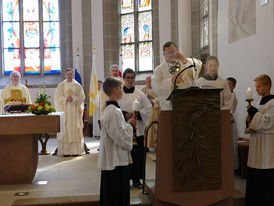 Feierlicher Gründungsgottesdienst der Pfarrei St. Heimerad (Foto: Karl-Franz Thiede)